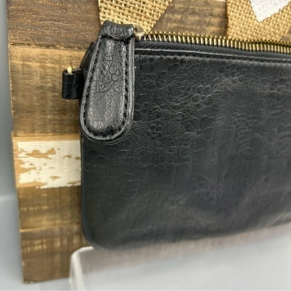 💋Tulu black leather wristlet wallet change coin purse 👛 New without tags